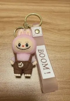 ラブブ　キーホルダー BOOM!