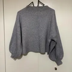 グレー リブ編み バルーン袖 ニット