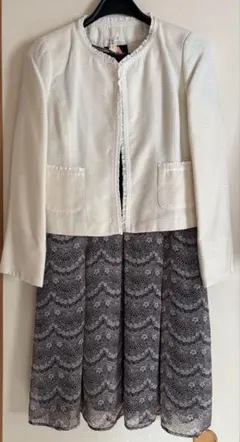 ジャケット付きワンピーススーツ