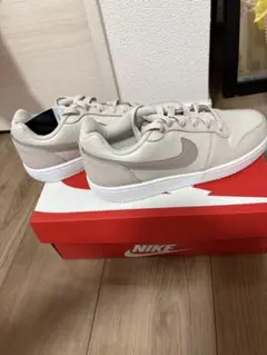NIKE WMNS EBERNON LOW 23.5cm スニーカー