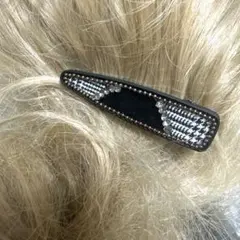 特価一点☆✴︎ヘアピンコーナー664キラキラストーン付雫の形千鳥柄ビジューヘアピン