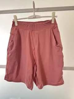 ellesse ピンク ショートパンツ