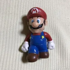 スーパーマリオ　フィギュア