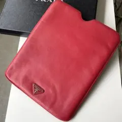 美品 PRADA iPad タブレットケース サフィアーノレザー　赤系 美品 PRADA iPad タブレットケース サフィアーノレザー 赤系 | Mercari