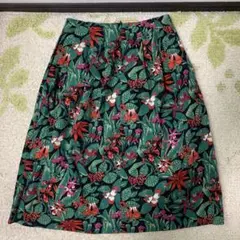 花柄スカート
