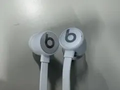 beats 有線イヤホン ホワイト　ライトニング