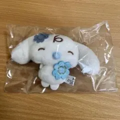 サンリオ　みるく　シークレットマスコットブローチ（水色クローバー）