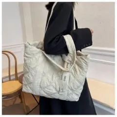 鞄 キルティング トートバッグ レディース ショルダー 白人気 軽量 大容量a4