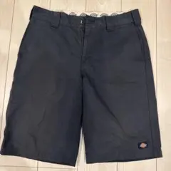 Dickies ハーフパンツ　32インチのサムネイル