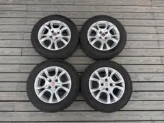 フィアット500　ホイール付 スタッドレスタイヤ　VRX3 4本 直接引取限定 フィアット500純正ホイール+ブリジストンVRX3バリ溝スタッドレス4本
