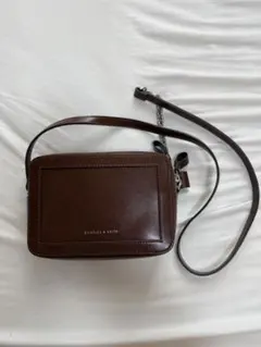 チャールズアンドキース　ショルダーバッグ