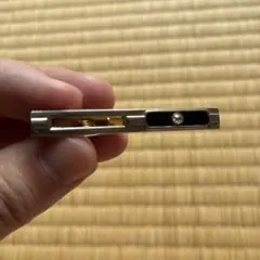 ネクタイピン ブラックストーン装飾 ゴールドカラーのサムネイル