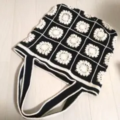 ハンドメイド　モチーフバッグ　モノトーン　かぎ針編み