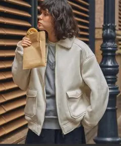 MONO MART ボア襟付きフェイクムートンフライトジャケット