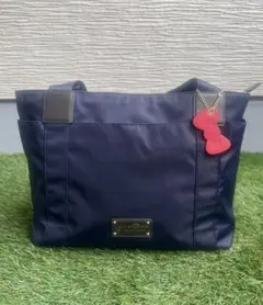 【美品】LA BAGAGERIE×HELLO KITTYリボンチャーム付きトート