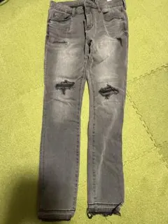 アズール(AZUL)ダメージ加工 グレー？黒？ デニムジーンズ