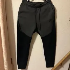 未使用級 希少 Nike テックフリースパンツ 805163-010 入手困難 - メルカリ