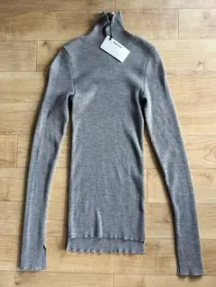 auraleeリブニット