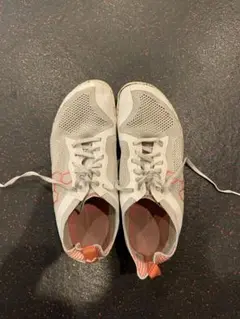 vivobarefoot スニーカー