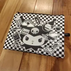 【クロミ】 KUROMI チェッカーフラッグ柄 フラットポーチ