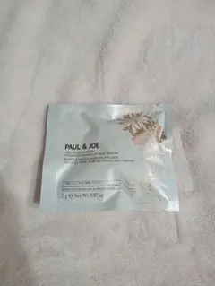 ポール&ジョー　シースルー ヴェール コンパクト 01 試供品