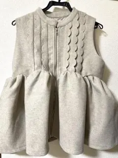 AMELY ペプラムベスト