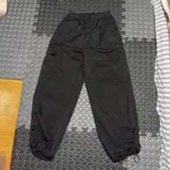 ブラックカーゴパンツ ゴムウエスト