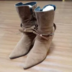 銀座かねまつ　スエードブーツ25cm（アンクルストラップ付き）