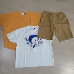 マーキーズオレンジTシャツと白T、ベージュショートパンツセット