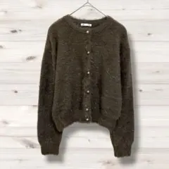 GU シャイニークルーネックカーディガン キラキラ　パールボタン　1325c