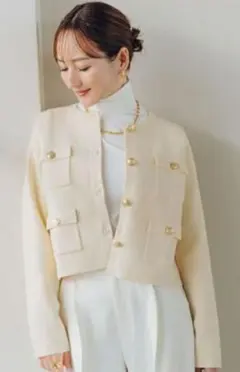 ur's　ユアーズ　ゴールド釦ニットカーディガン/ジャケット　星玲奈　アイボリーのサムネイル