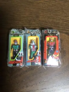 仮面ライダー ソフビパッケージチャーム 新2号, V3, クウガ 3種セット