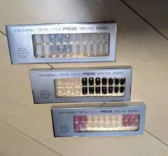 ダッシングディバ　スワロフスキーコレクション ネイルチップ　3点セット