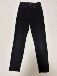 marvelous byPierrot スキニーデニム パンツ　低身長さんのサムネイル