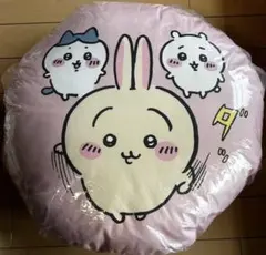 ちいかわ　しまむら　クッション（ピンク）のサムネイル
