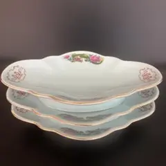 Item thumbnail for item e5d74ba2-4f23-4932-b7ed-7c46f8294782