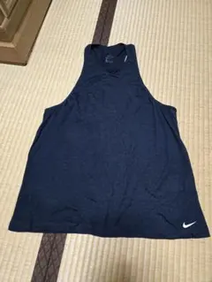 Nike ブラック タンクトップ スポーツウェア