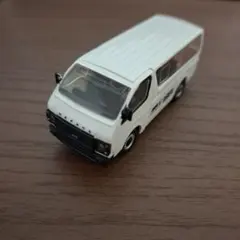 ホワイト ミニカー バンのサムネイル