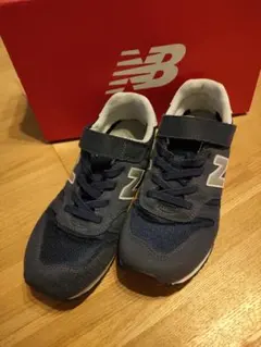 New Balance キッズスニーカー ネイビー 373　24cm