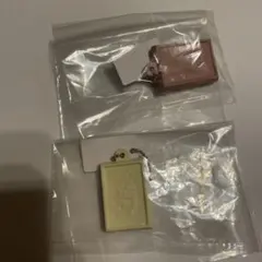 ガチャガチャ　ブルボンのミニチュア　マスコットアルフォート　ストロベリー　バニラ