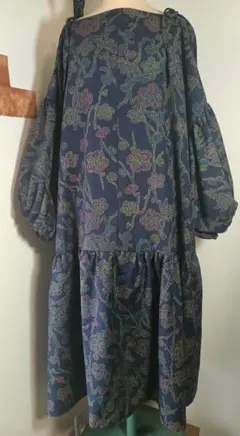 着物リメイク/アンも納得花柄紬のふんわり袖ワンピ