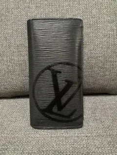 ルイヴィトン エピ(LVサークル) ポルトフォイユ ブラザ