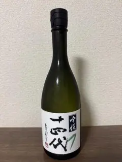 十四代 吟撰 大吟醸　720ml Amazon.co.jp: 十四代 吟撰 720ml 高木酒造 : 食品・飲料・お酒
