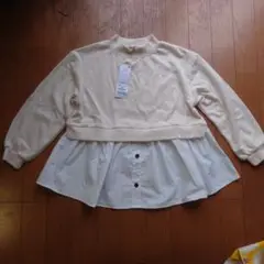 新品未使用　トレーナー　130cm
