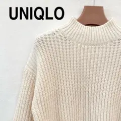 UNIQLO　ハイネックセーター
