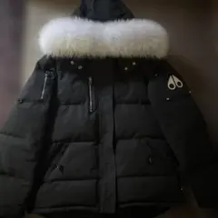 MOOSE KNUCKLES ブラック ダウンジャケット　Mサイズのサムネイル