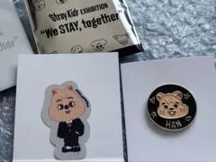 ハン　クオッカ　ピンバッジ　展覧会　skzoo straykids スキズ