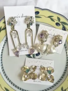 ハンドメイドイヤリングまとめ売りNo.18 ハート　フラワー　大ぶり　パープル