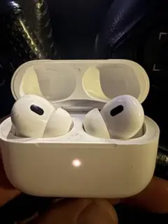 両耳AirPods Pro 2 MagSafe充電ケース（Lightning）