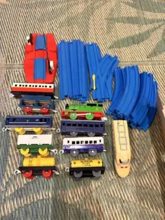 プラレール レール　電車　踏切　コンテナ　セット　パーシー